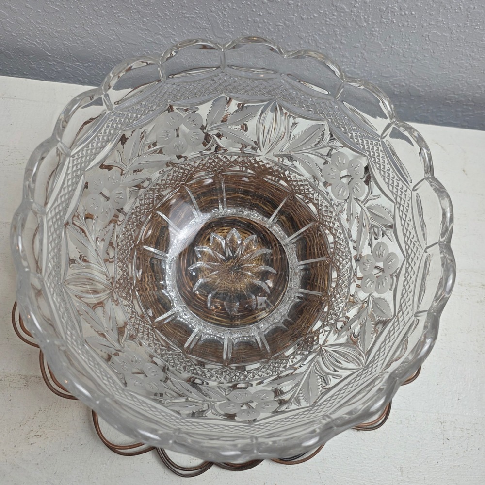 Vintage Floral Etched Leaded Crystal Bowl Scalloped Wedding Housewarming Gift - Picture 5 of 7